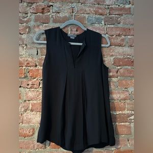 🖤 Vince 100% Silk top size XS